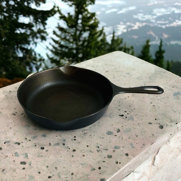 VNTG Cookware Wagner Ware Sidney Black Cast Iron Grill Pan SKILLET Grill Baker - Picture 2 of 6